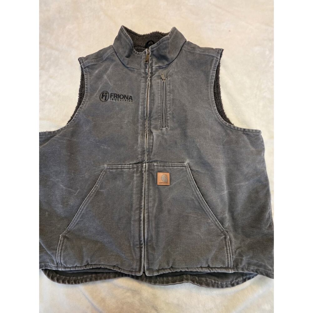 This is a Carhartt V33 Gravel Washed Duck Sherpa Lined Mock-Neck Vest Men's Size